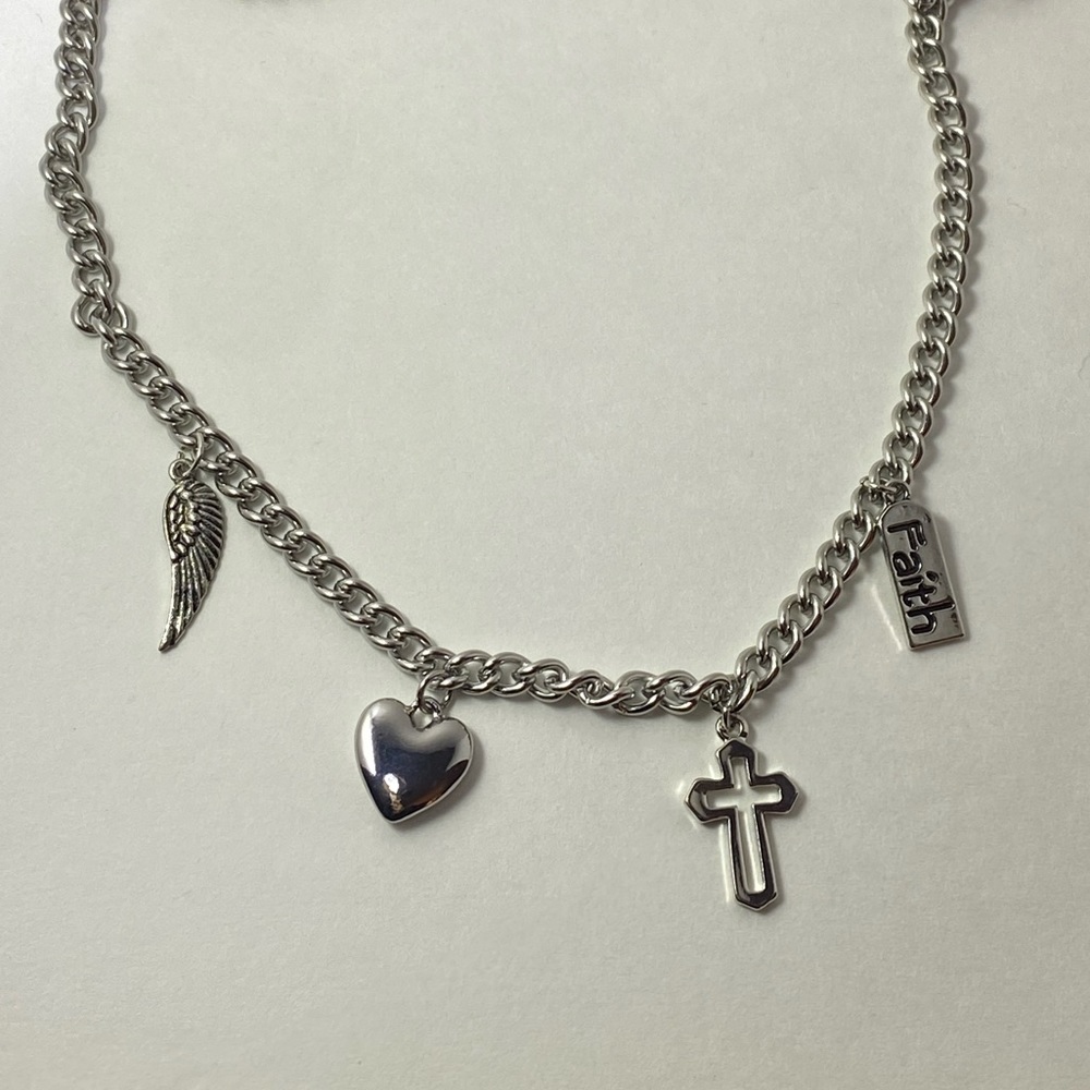 New! Charm necklace